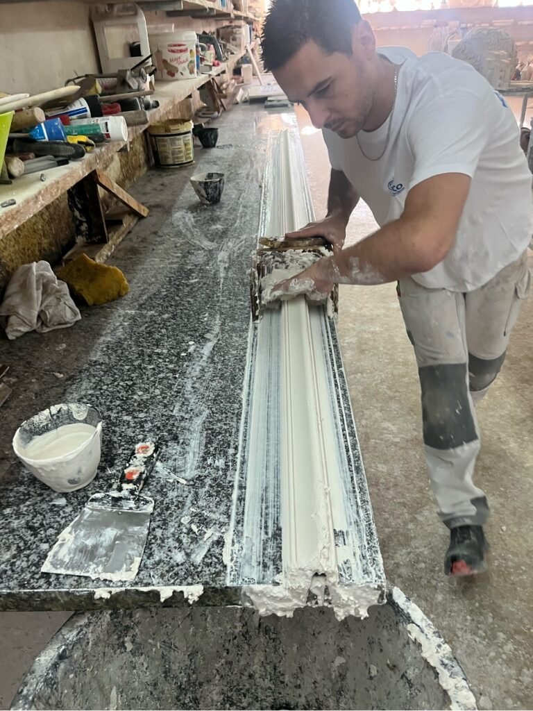 Artisan plâtrier Nantes 44 - Allan trémion, medaille argent concours meilleur artisan france platrerie 2024